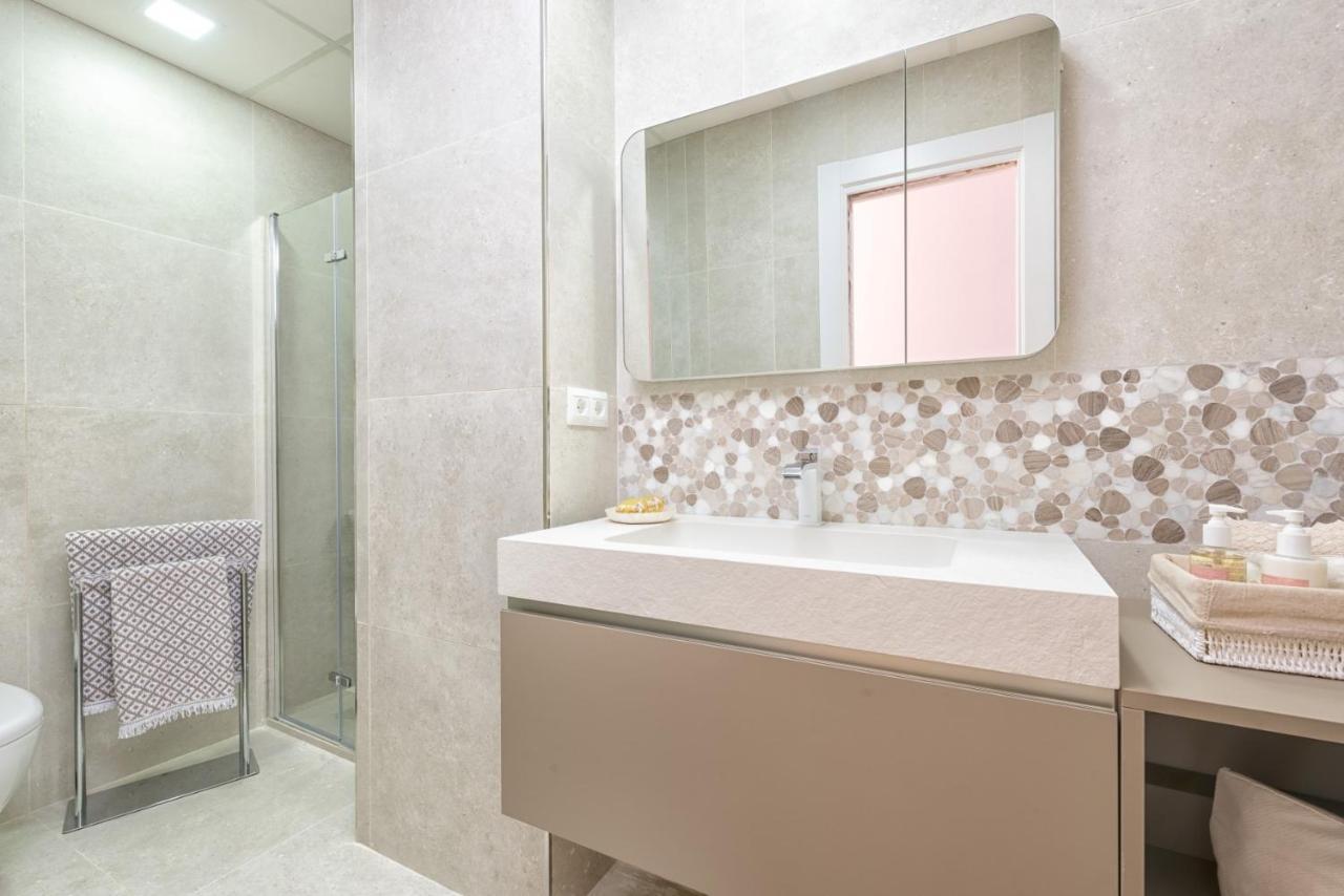 Pinzon Apartment In Malaga By Solaga Holiday Homes ภายนอก รูปภาพ